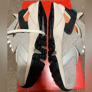 Nike Huarache limited edition - like new - size 8